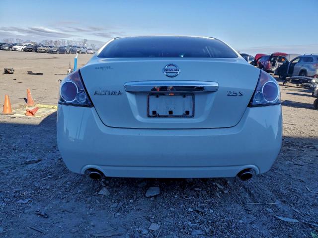 Nissan Altima Base Image 7