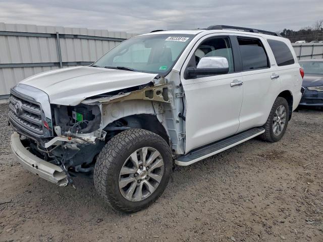  Salvage Toyota Sequoia