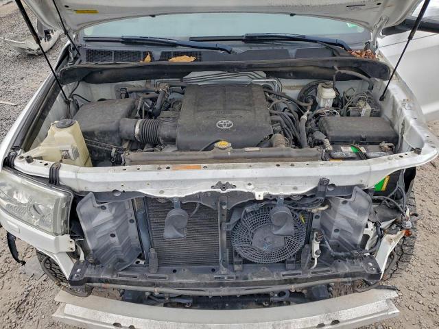 Toyota Sequoia Limited Image 10