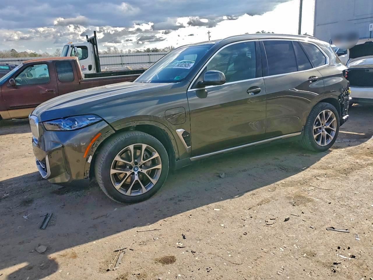 BMW X Series Xdrive50e Image 1