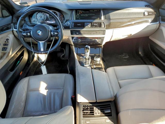 BMW 5 Series Xi Image 12