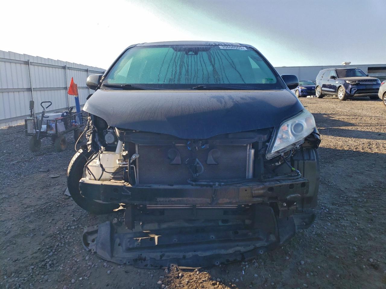 Toyota Sienna Le Image 5