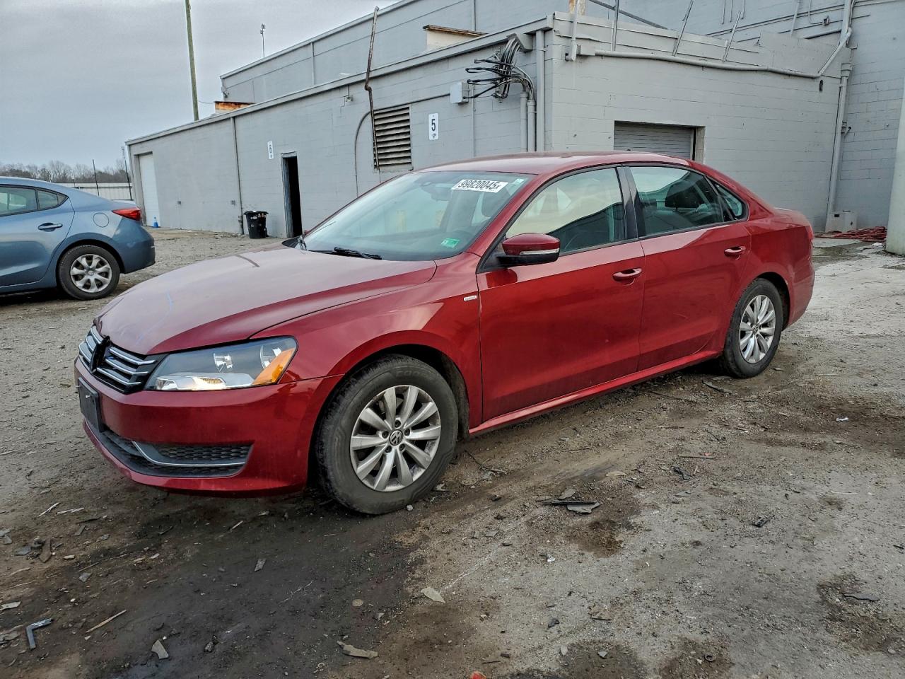 Volkswagen Passat S Image 1