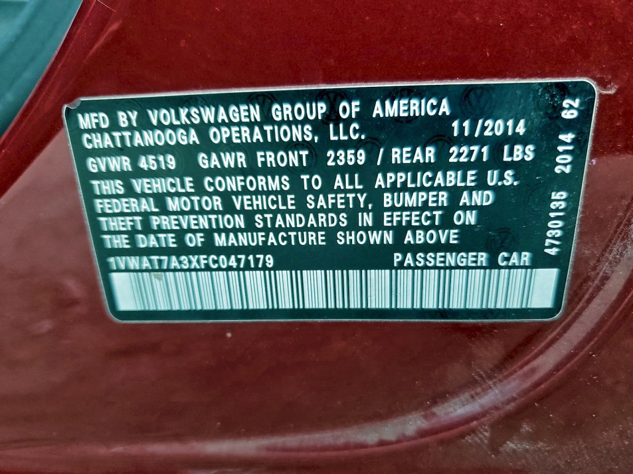 Volkswagen Passat S Image 12