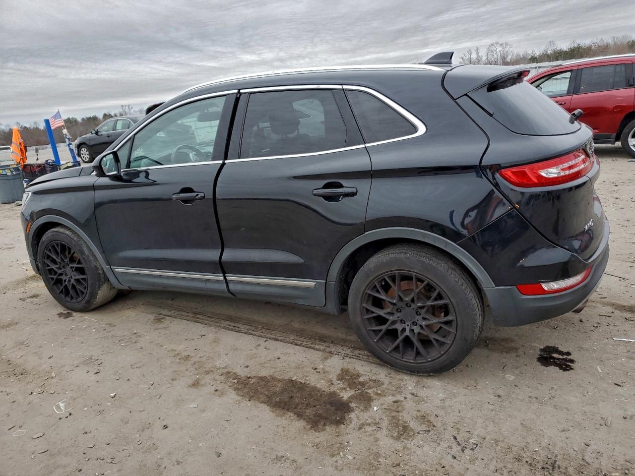 Lincoln MKC Premiere Image 3