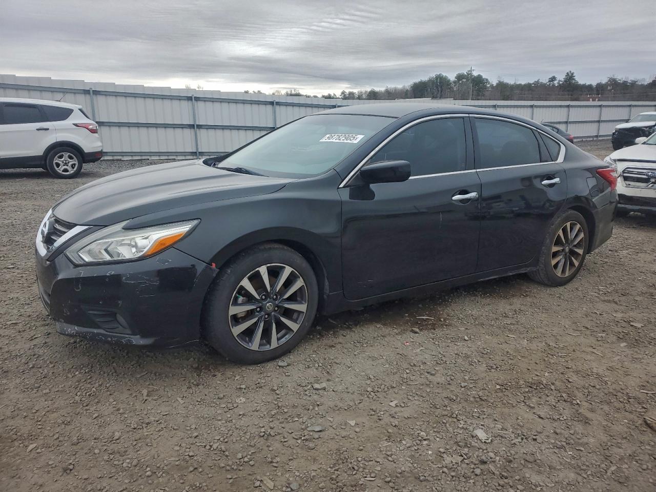 Nissan Altima 2.5 Image 1