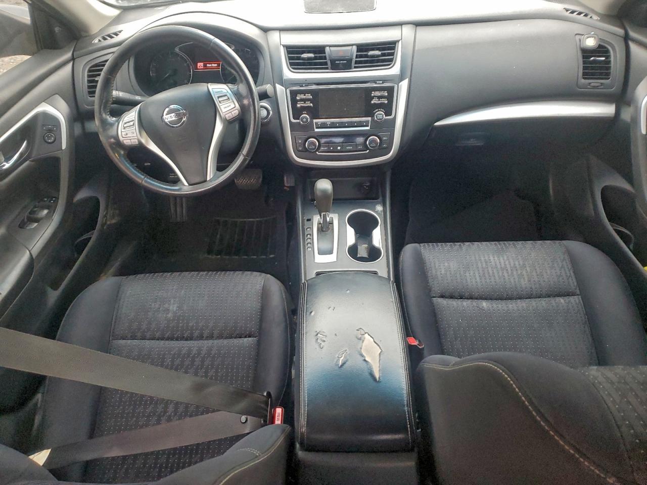 Nissan Altima 2.5 Image 6