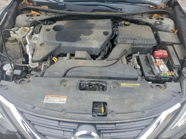 Nissan Altima 2.5 Image 12