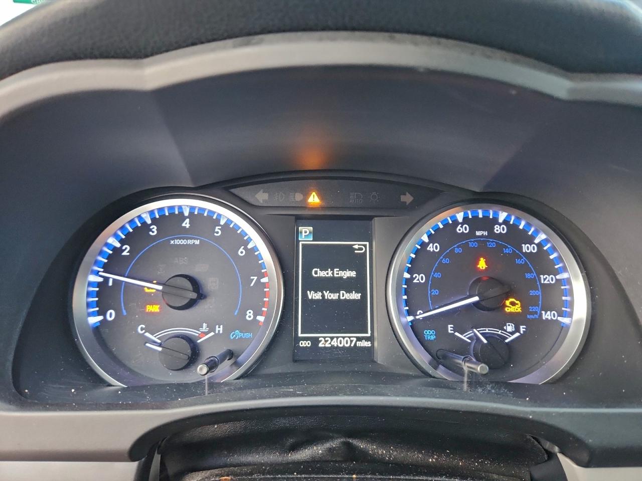 Toyota Highlander Le Image 12