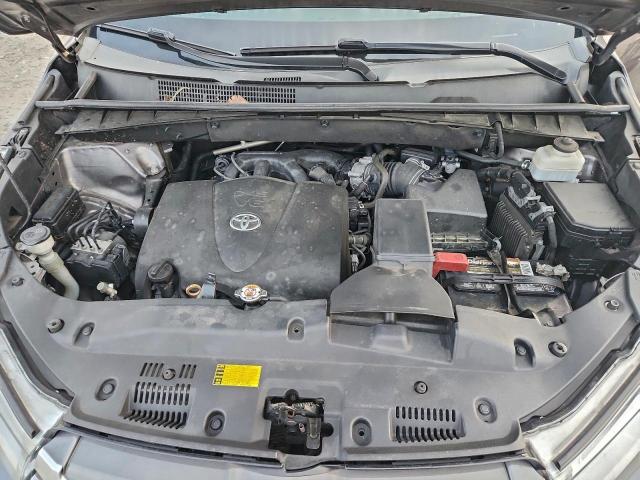 Toyota Highlander Le Image 7