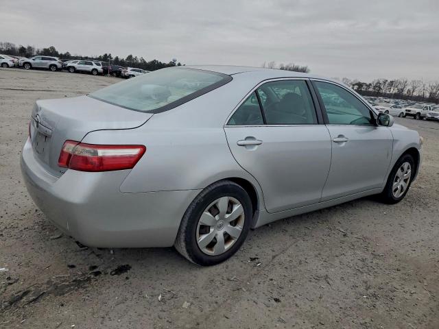 Toyota Camry Ce Image 7