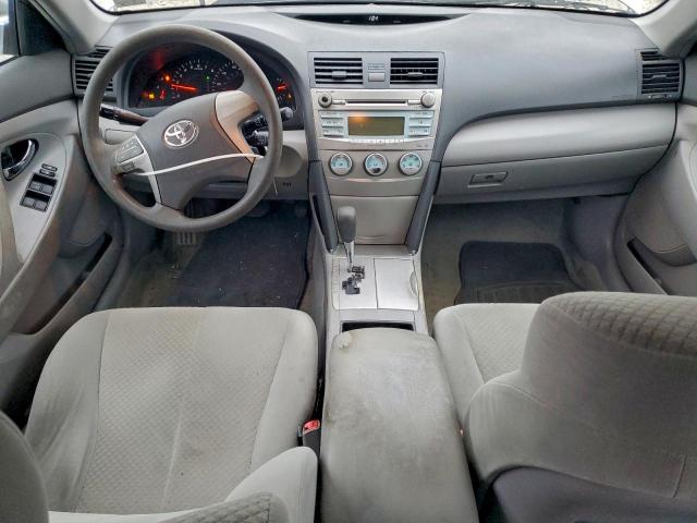Toyota Camry Ce Image 11