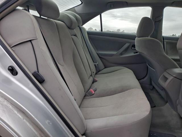 Toyota Camry Ce Image 10