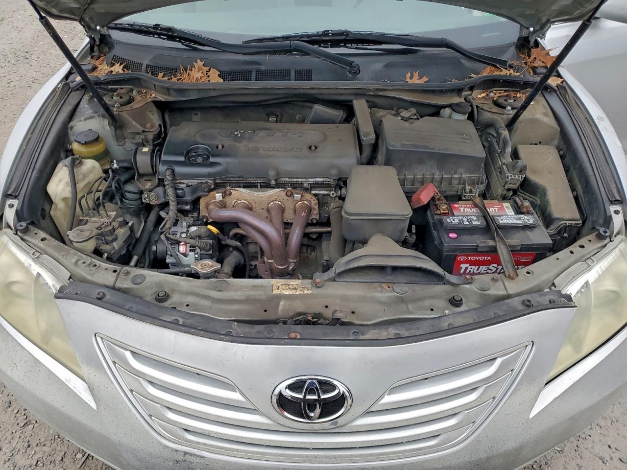 Toyota Camry Ce Image 6