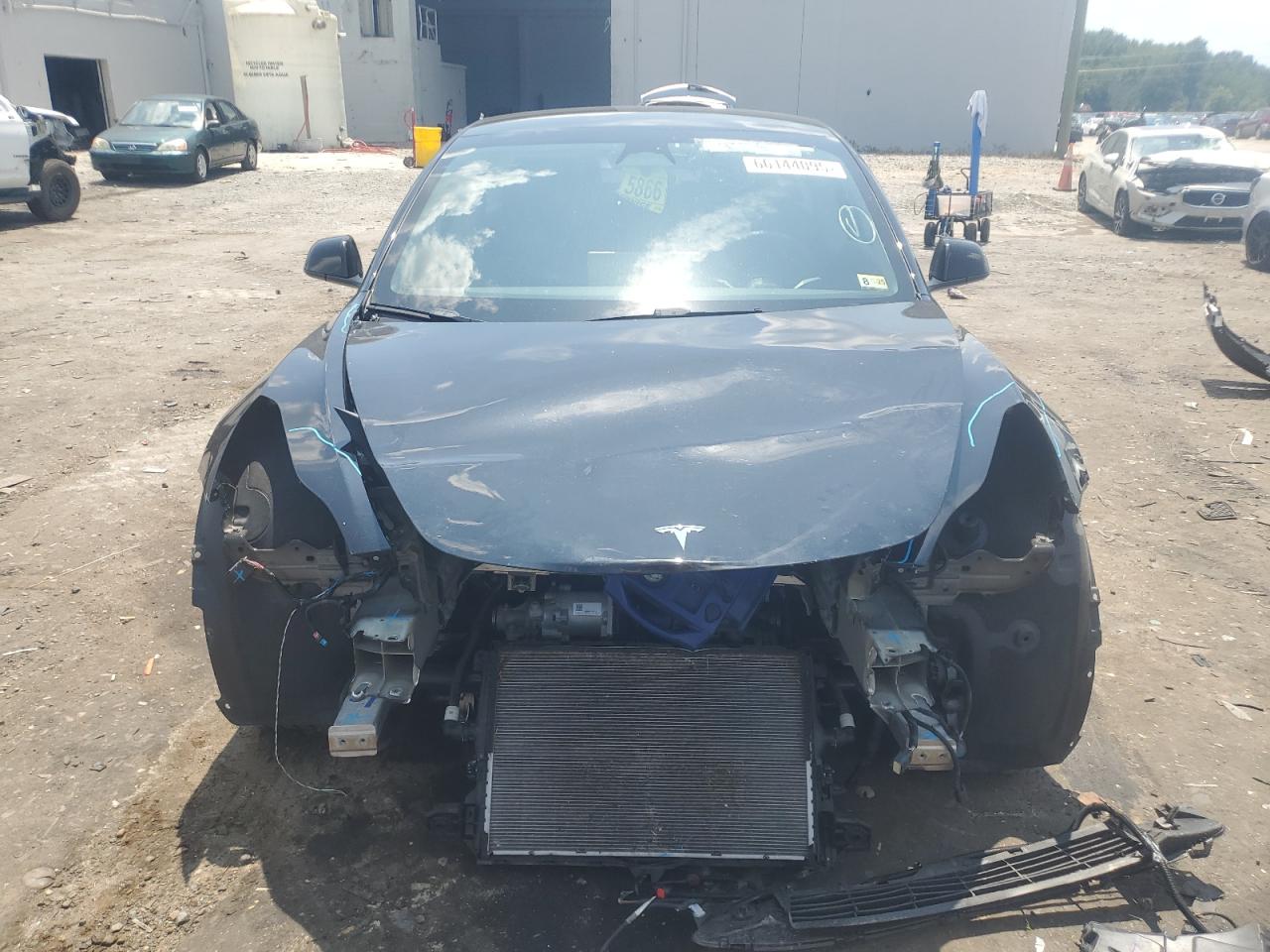 Tesla Model 3 Image 7