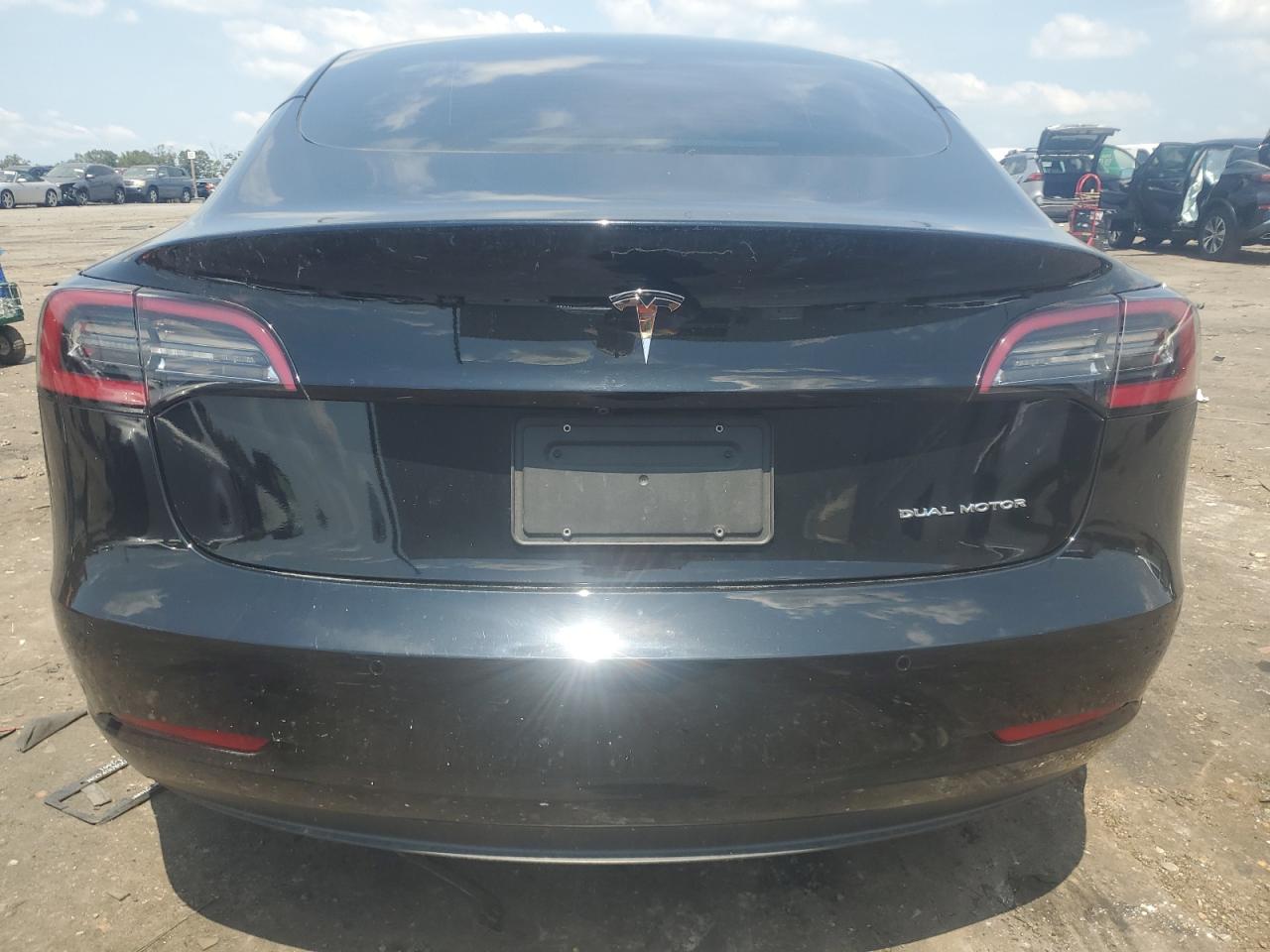 Tesla Model 3 Image 2