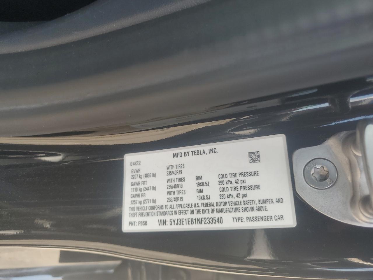 Tesla Model 3 Image 12