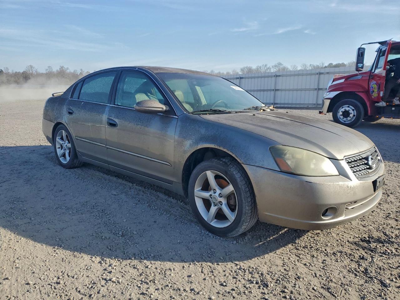 Nissan Altima Se Image 9