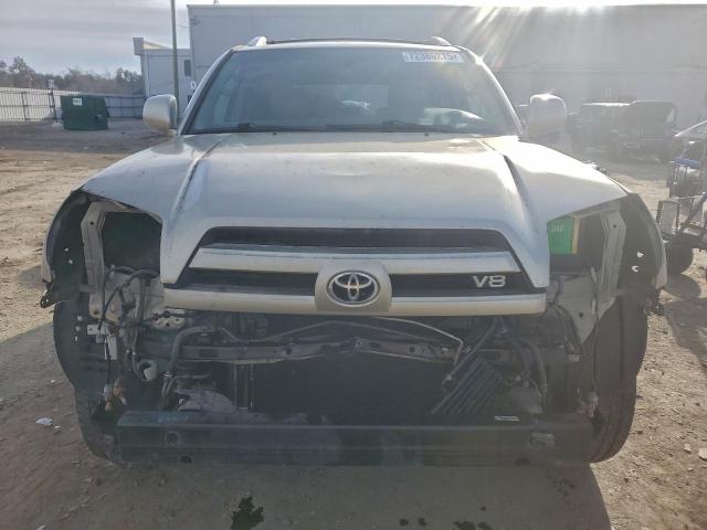 Toyota 4Runner Limited Image 4