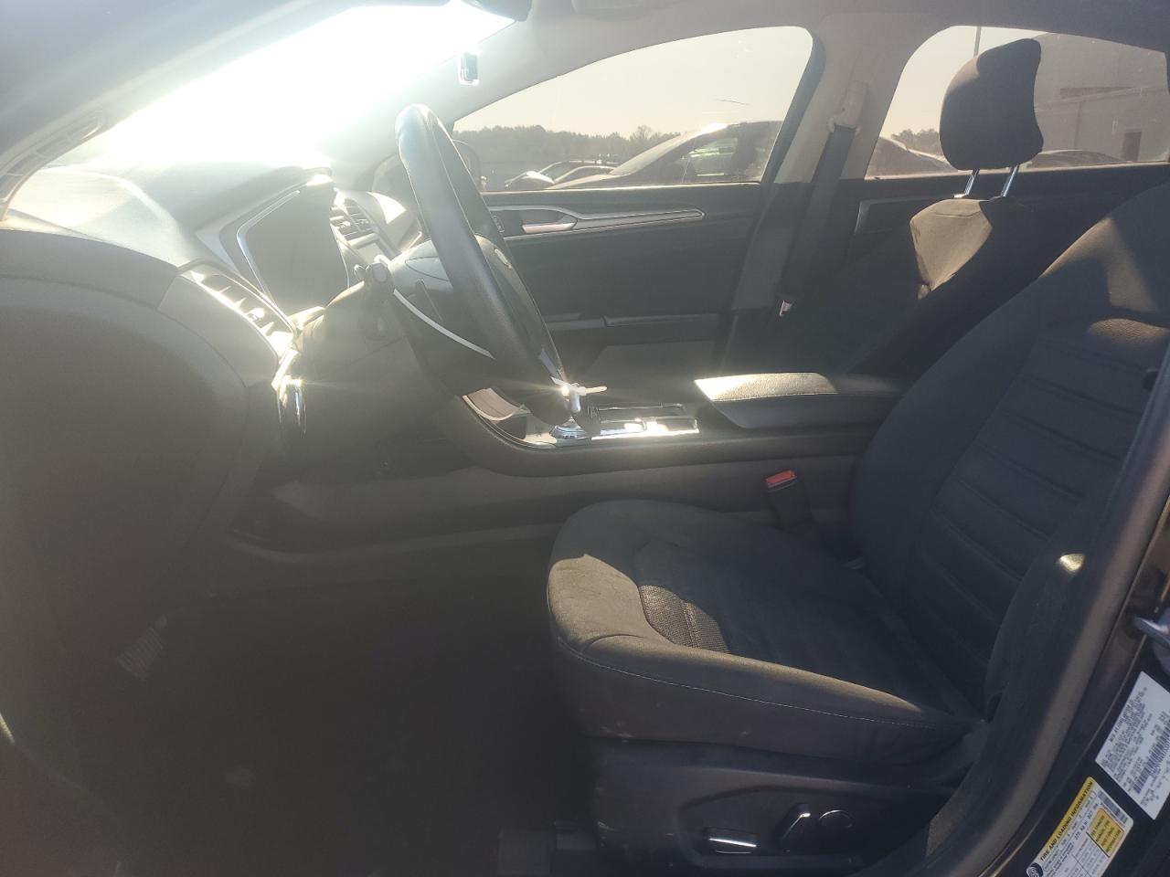 Ford Fusion Se Image 5