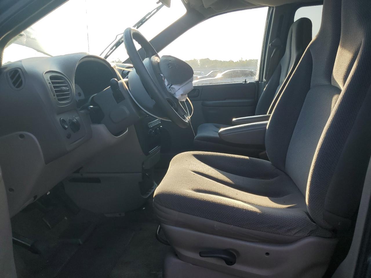 Dodge Caravan Se Image 6