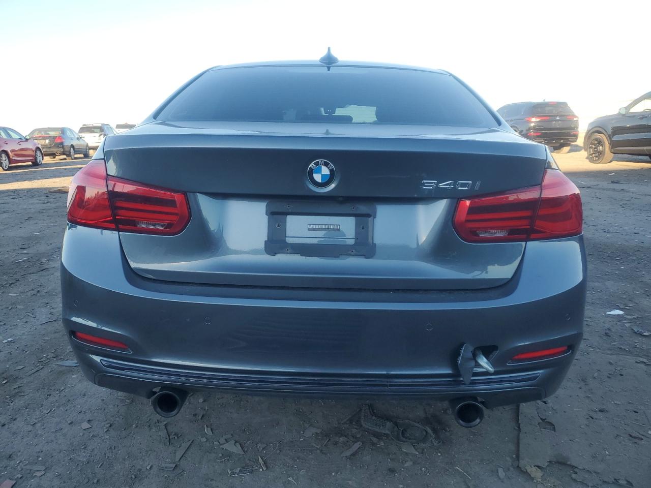 BMW 3 Series Xi Image 2