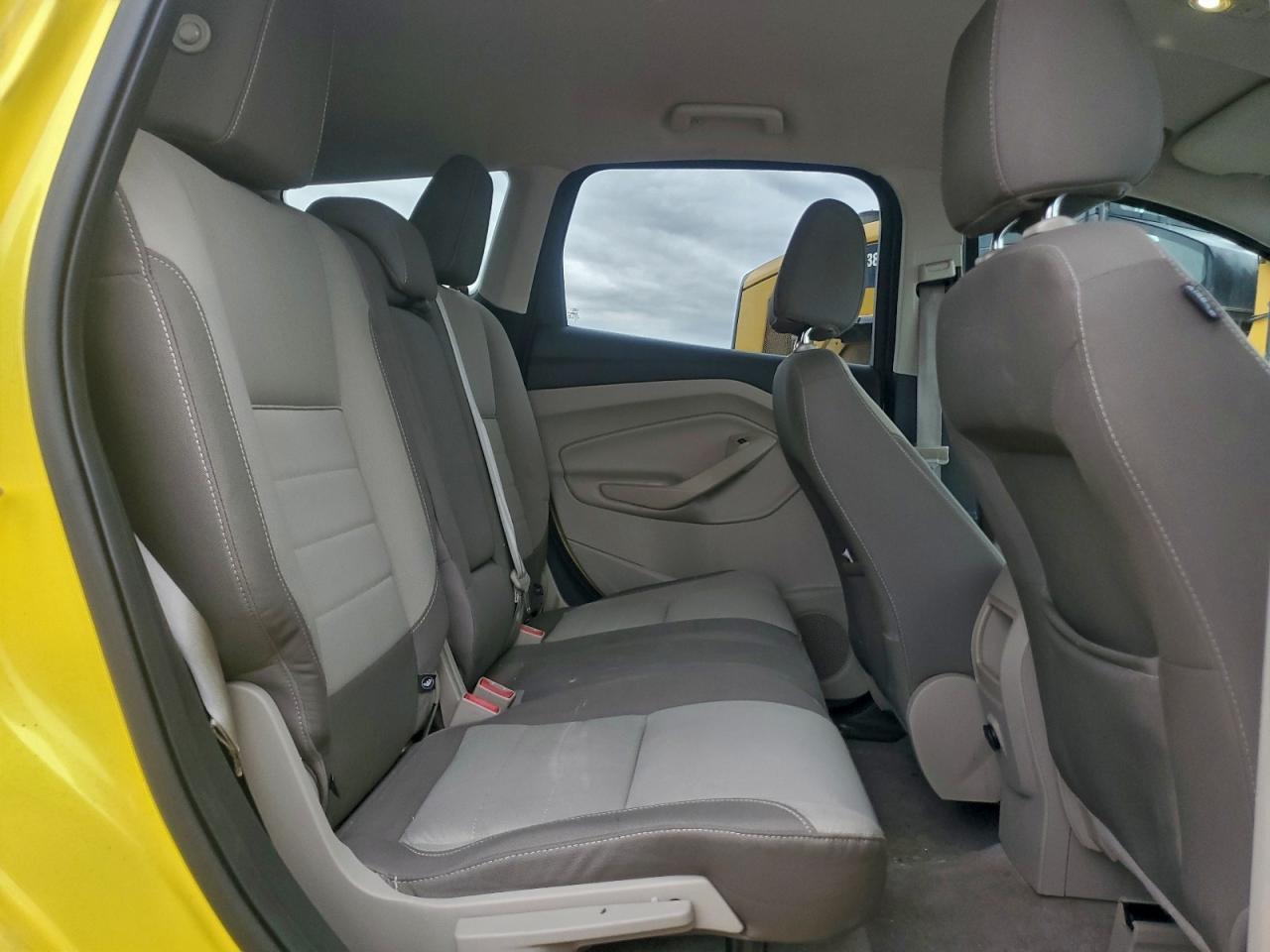 Ford Escape Se Image 8