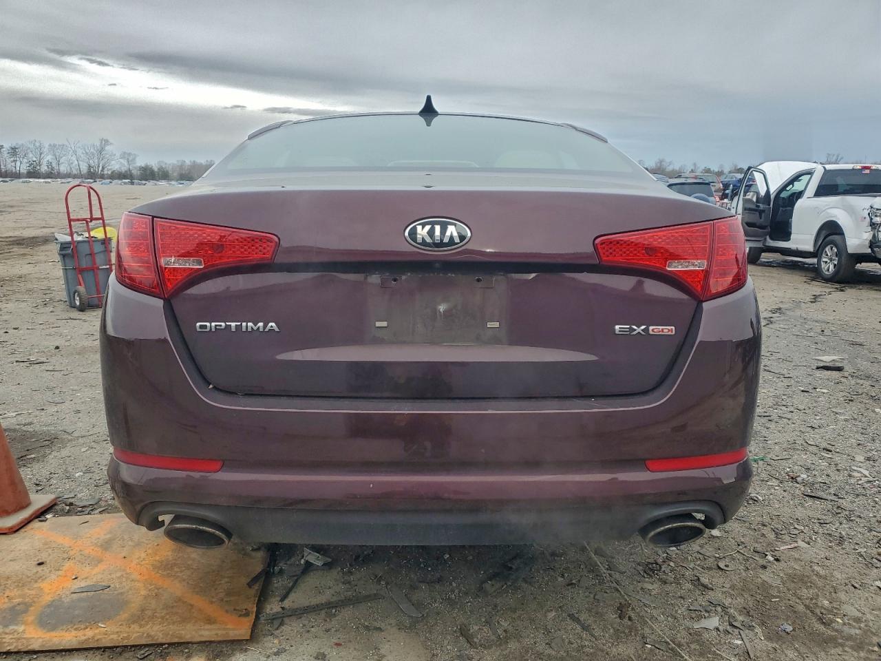 Kia Optima Ex Image 3