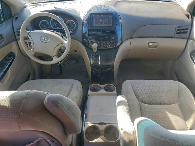 Toyota Sienna Ce Image 7