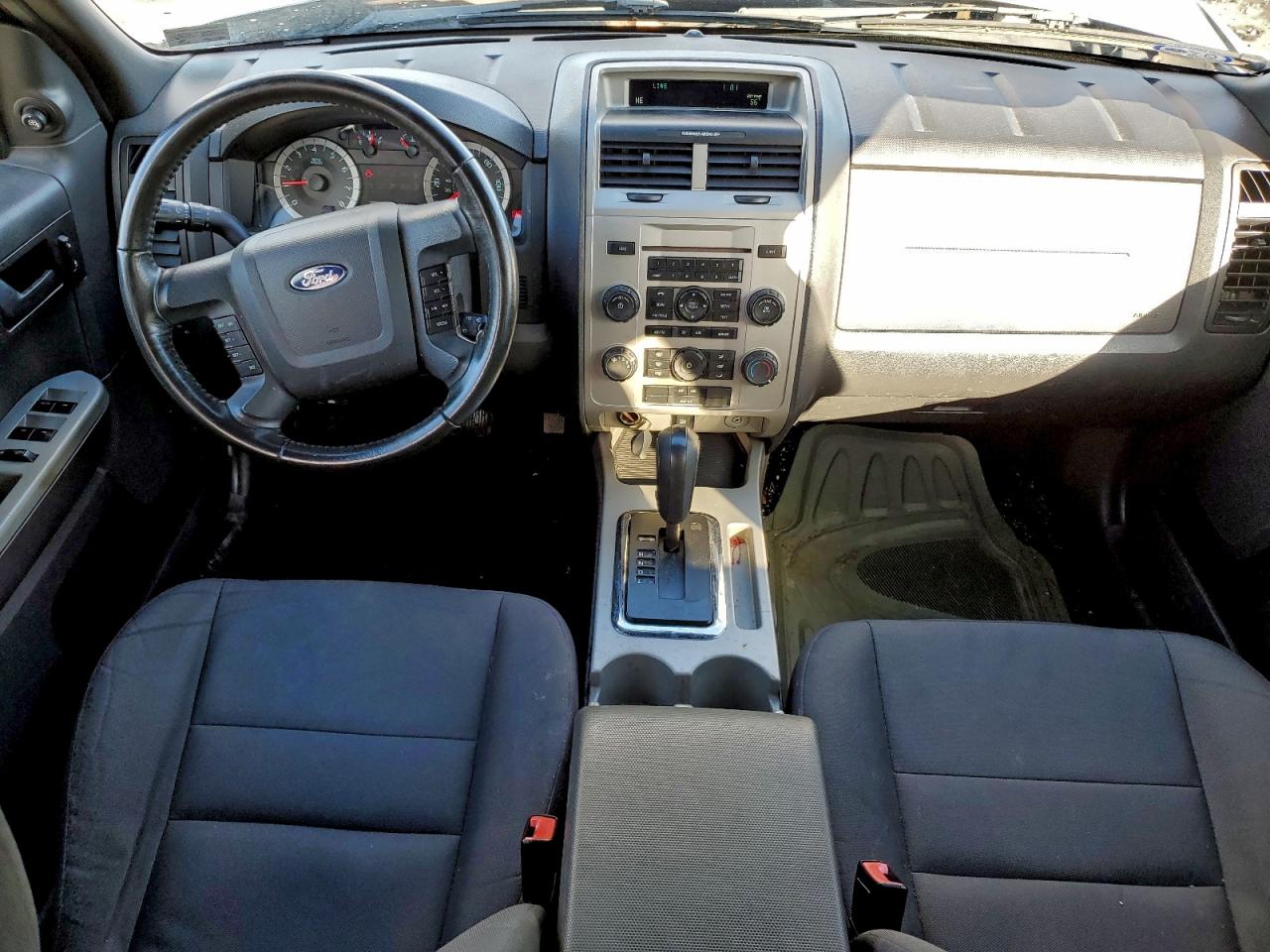 Ford Escape Xlt Image 2