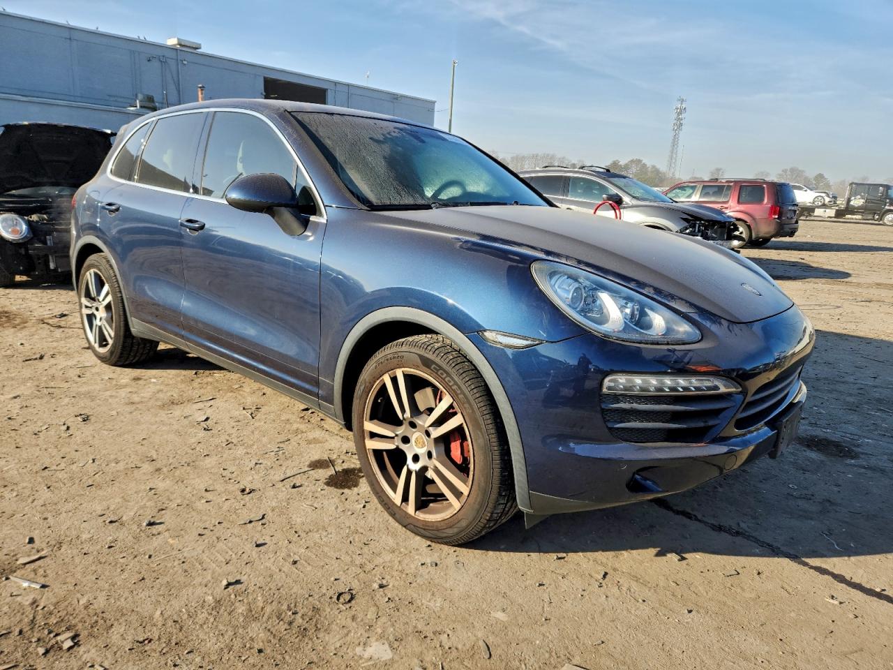 Porsche Cayenne S Image 9