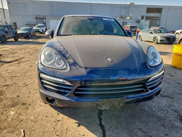 Porsche Cayenne S Image 5