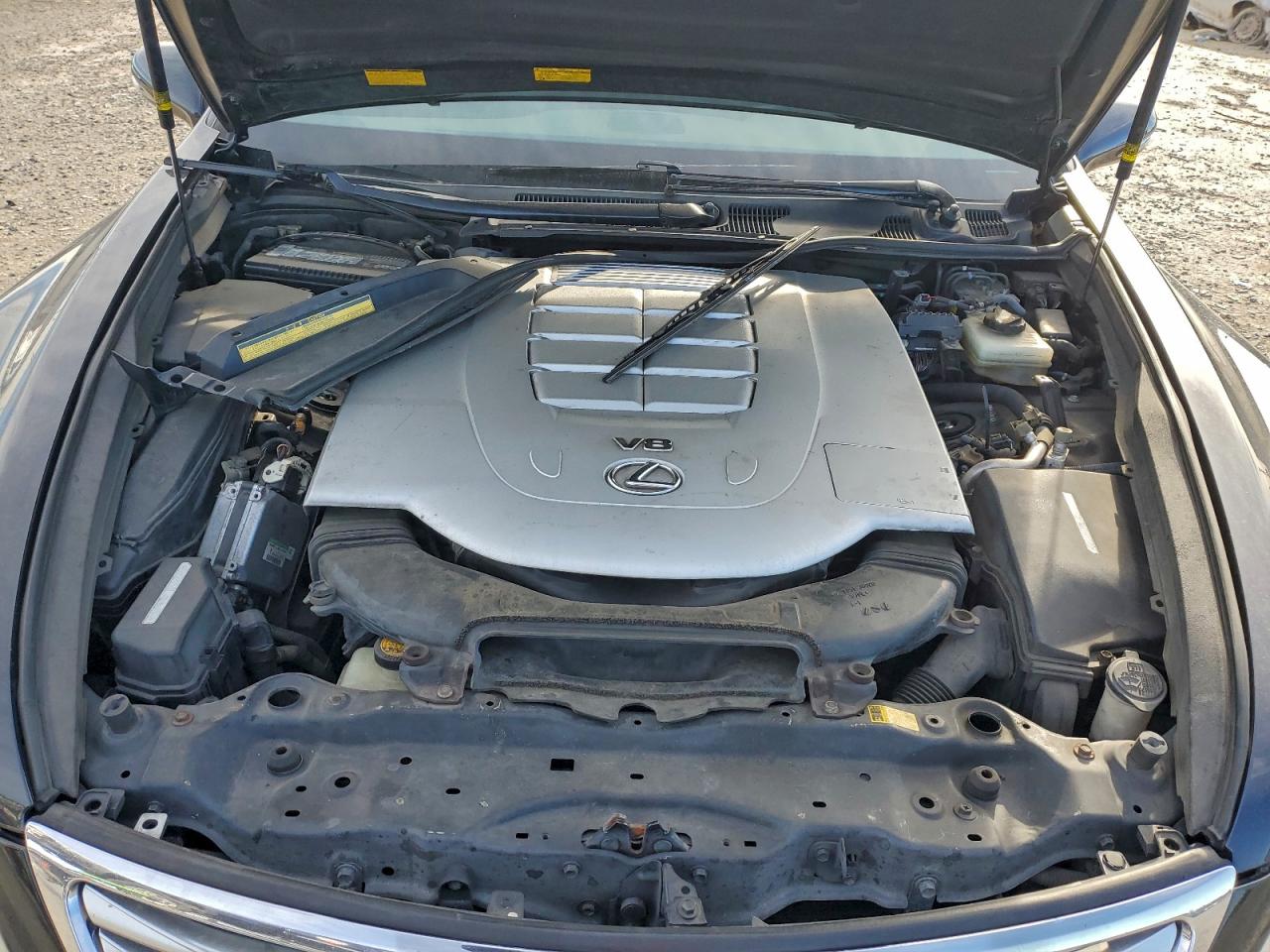 Lexus LS 460 Image 9