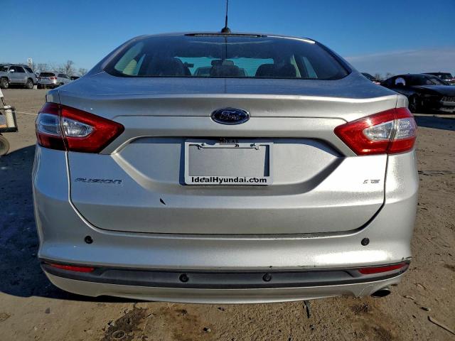 Ford Fusion Se Image 6