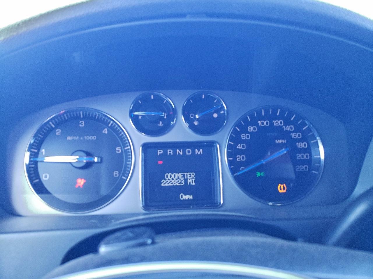 Cadillac Escalade Esv Image 5