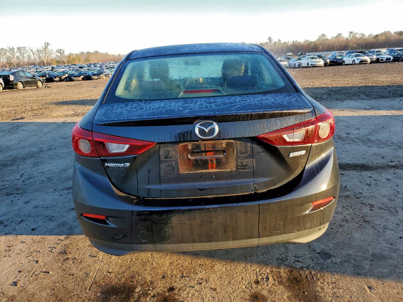 Mazda 3 Touring Image 4