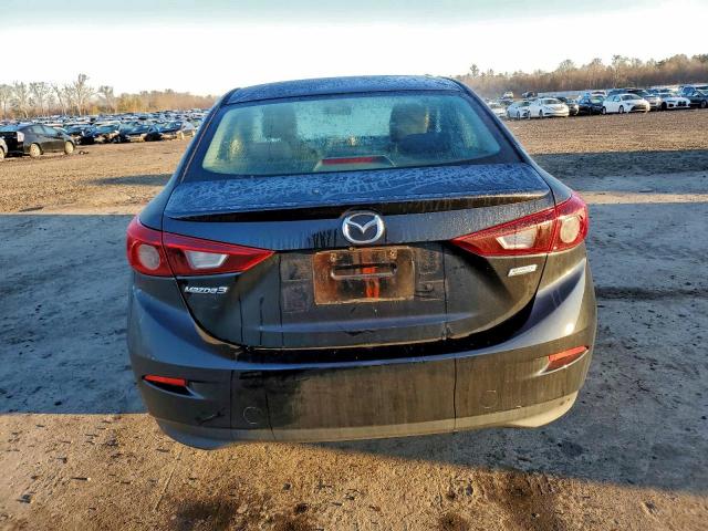 Mazda 3 Touring Image 4