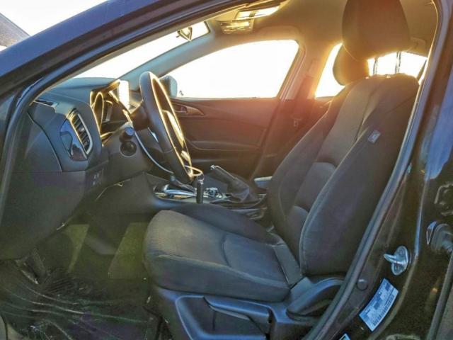 Mazda 3 Touring Image 5