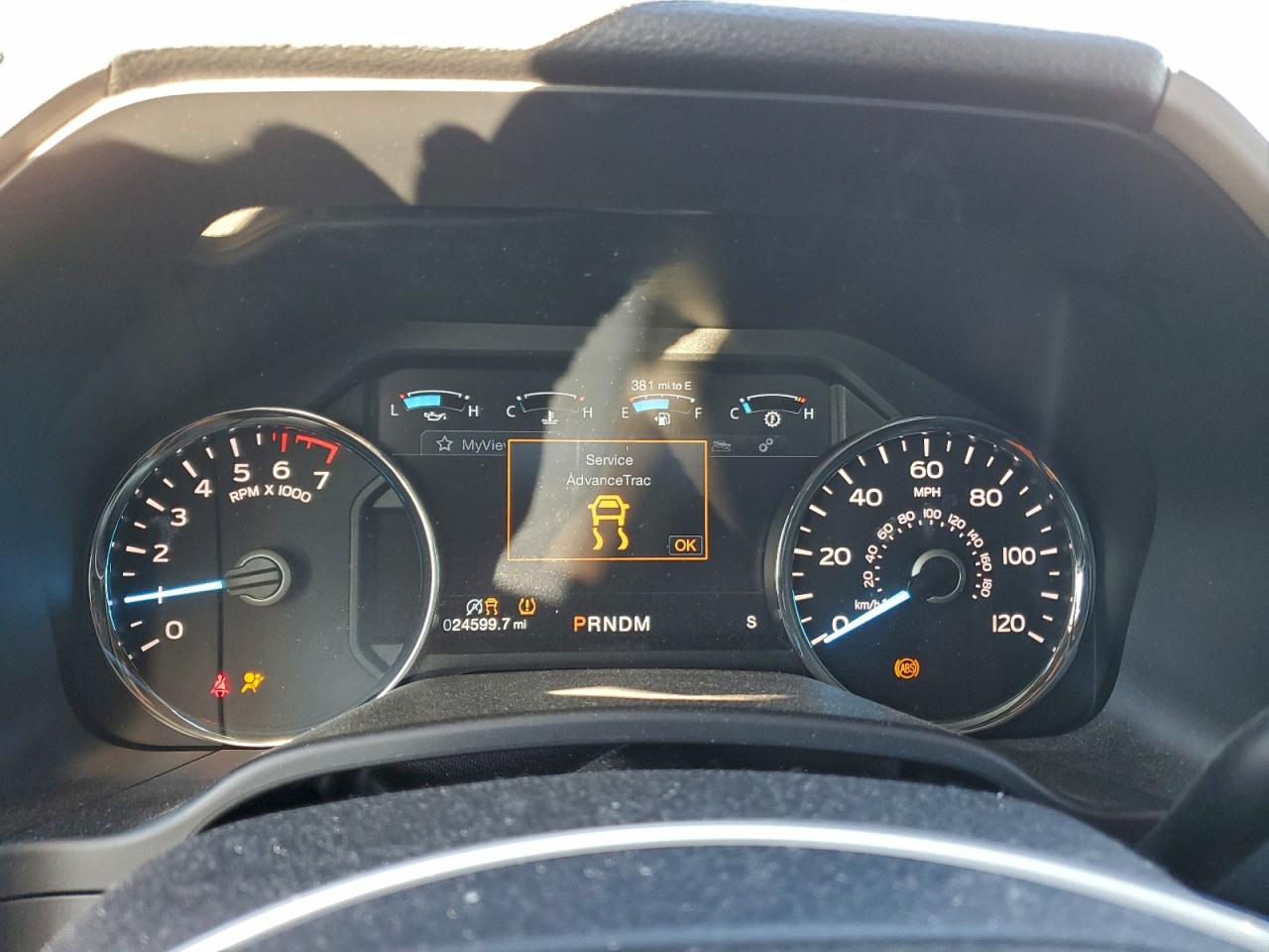 Ford F-150 Supercrew Image 11