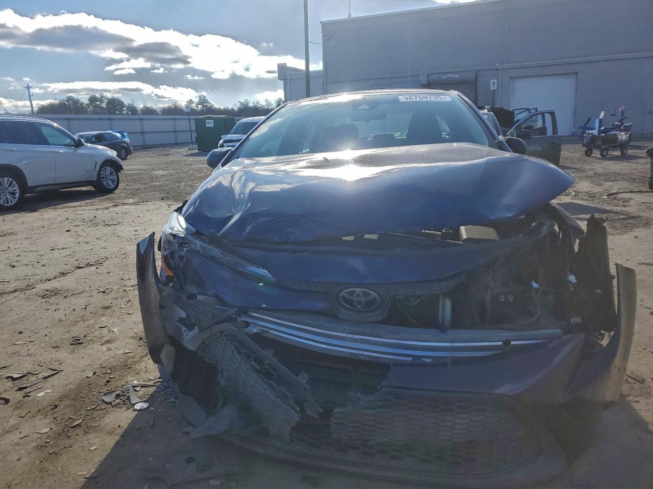 Toyota Corolla Le Image 9