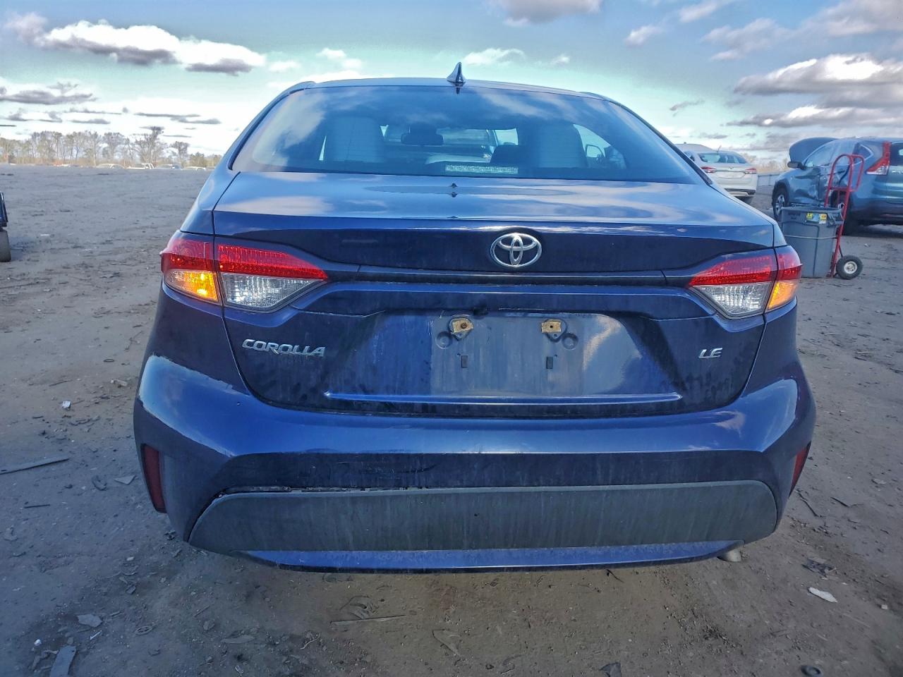 Toyota Corolla Le Image 7