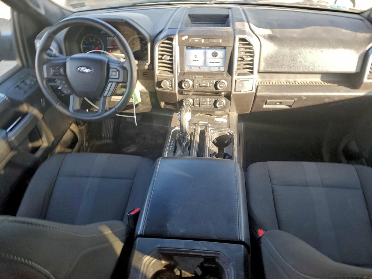 Ford F-150 Super Cab Image 7