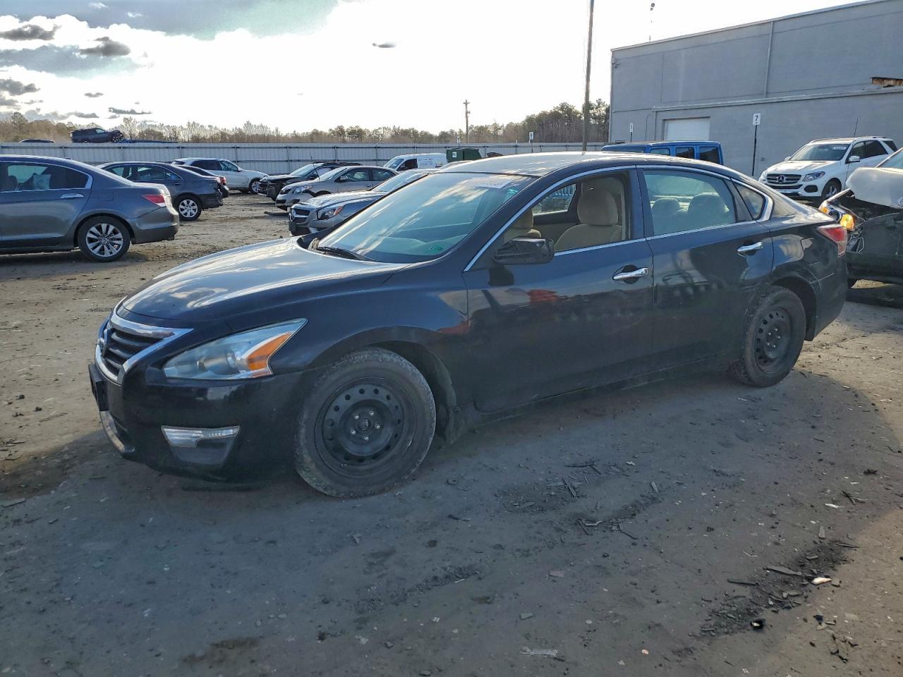 Nissan Altima 2.5 Image 1