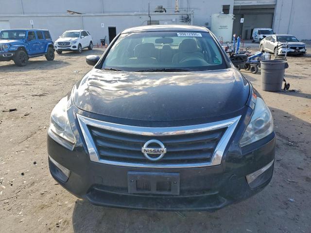 Nissan Altima 2.5 Image 2