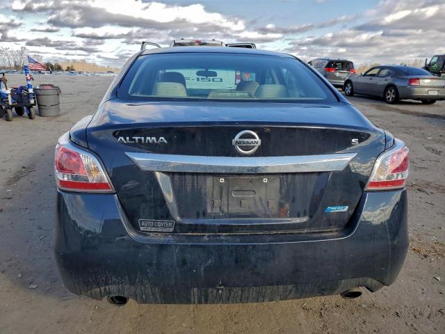 Nissan Altima 2.5 Image 4