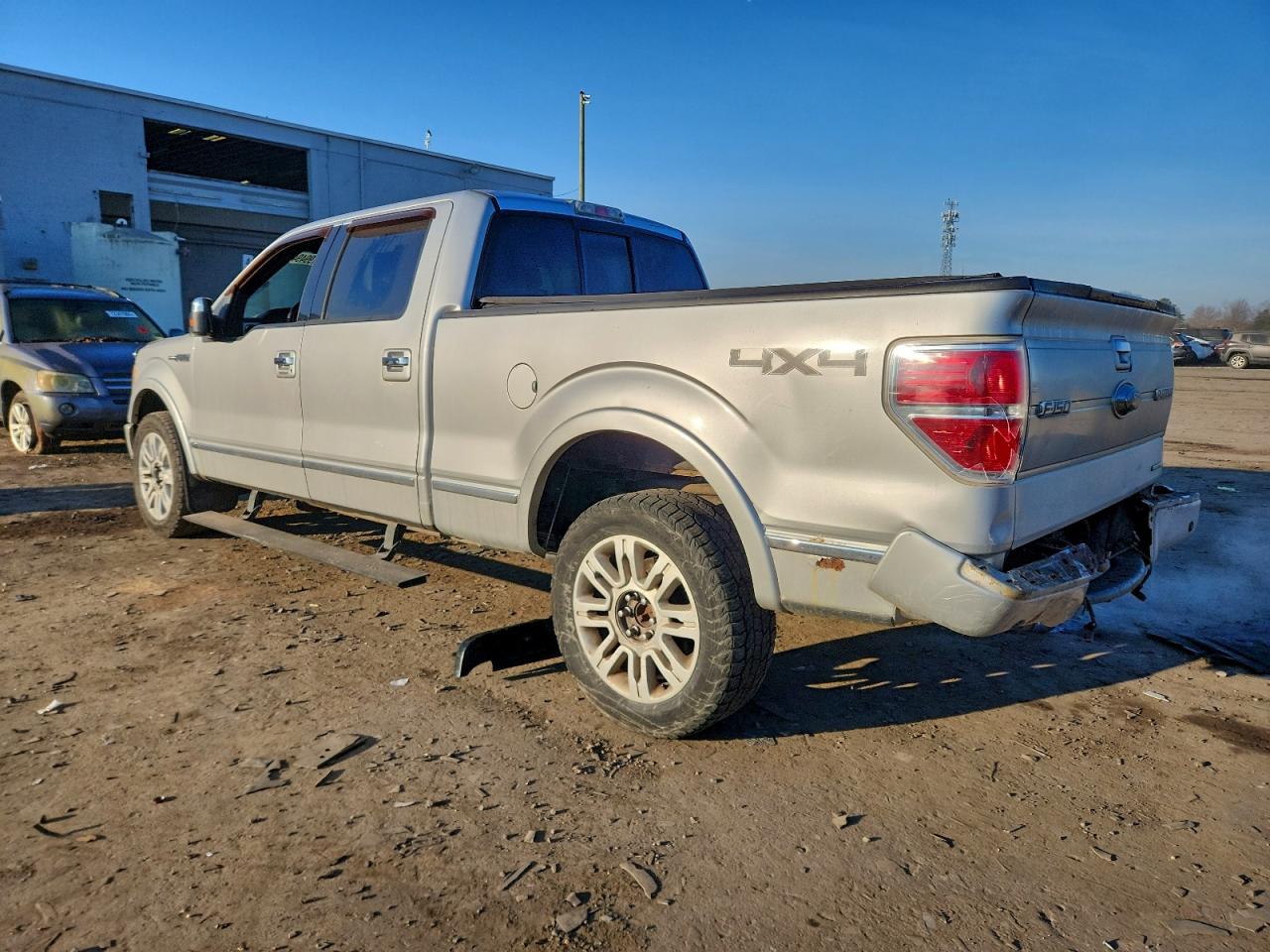Ford F-150 Supercrew Image 3