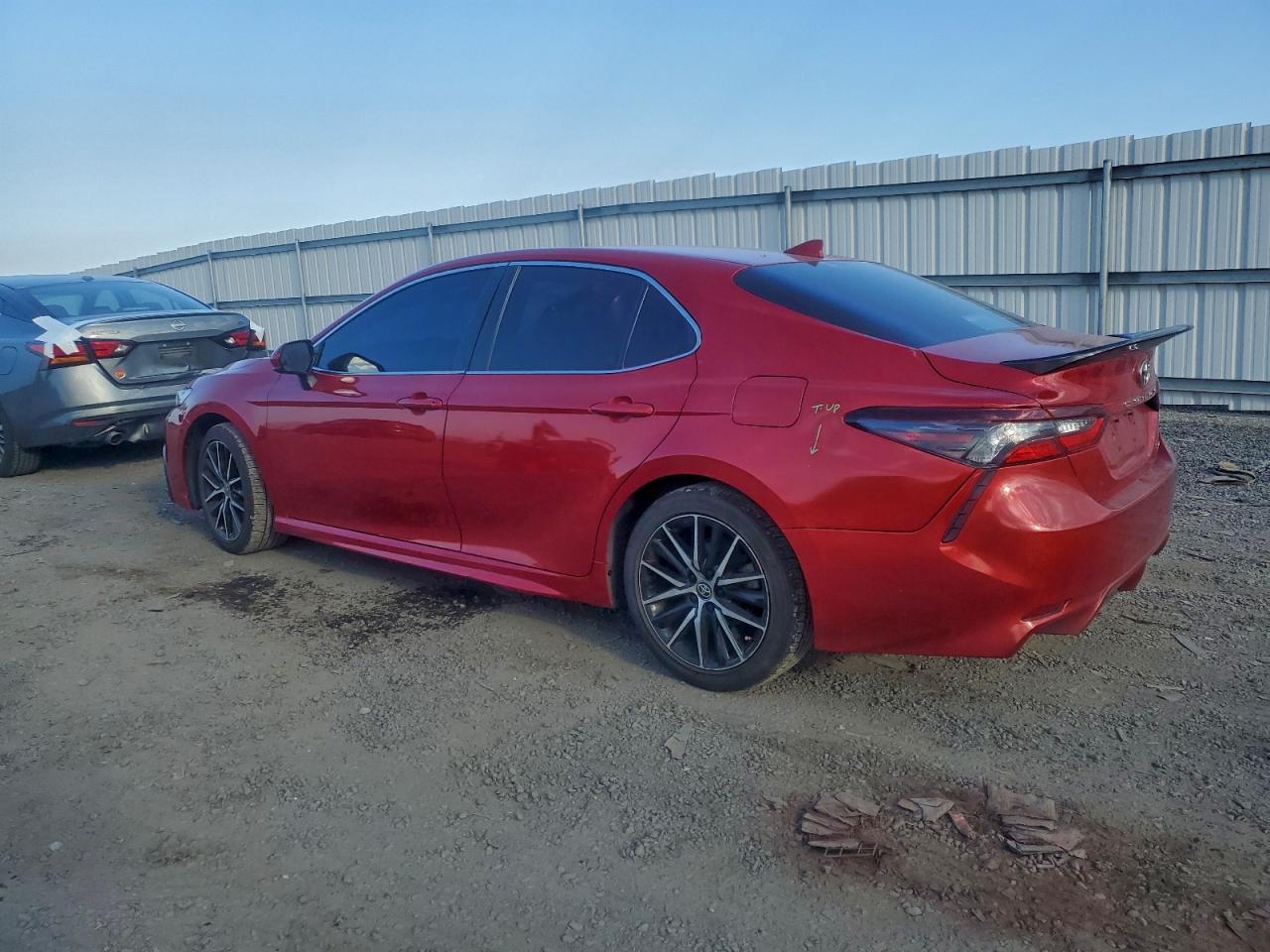 Toyota Camry Se Image 2