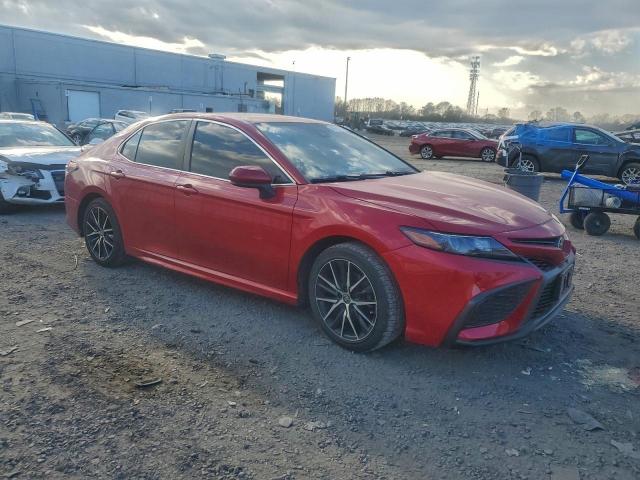 Toyota Camry Se Image 8