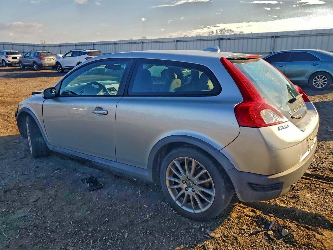 Volvo C30 T5 Image 3