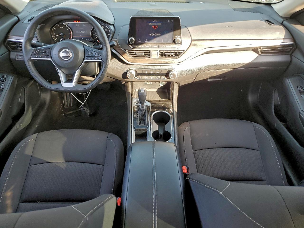 Nissan Altima Sv Image 7